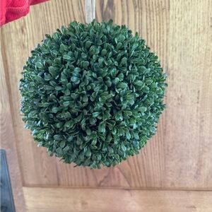 Green Holiday Decorative Ball